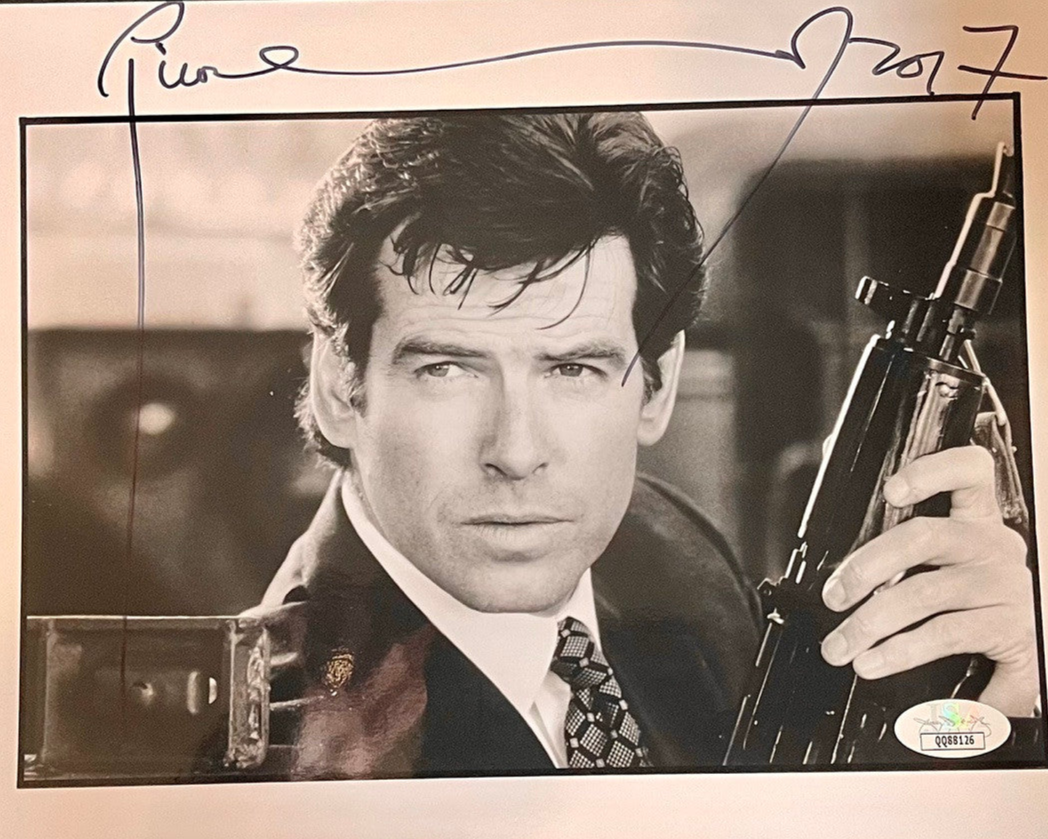 Pierce Brosnan Signed 8x10 Photo (James Bond) - JSA COA